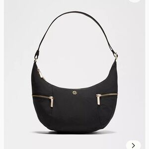 Lululemon Slouchy Sling Bag 6L NEW with tags